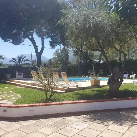 Villa Mariella *